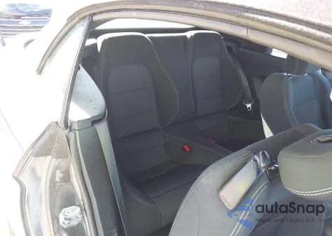 2017 Ford Mustang V6 z USA, uszkodzony, nr VIN 1FATP8EM2H5211997